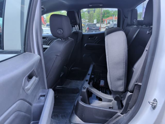Used 2023 Chevrolet Colorado W/T RWD image 27