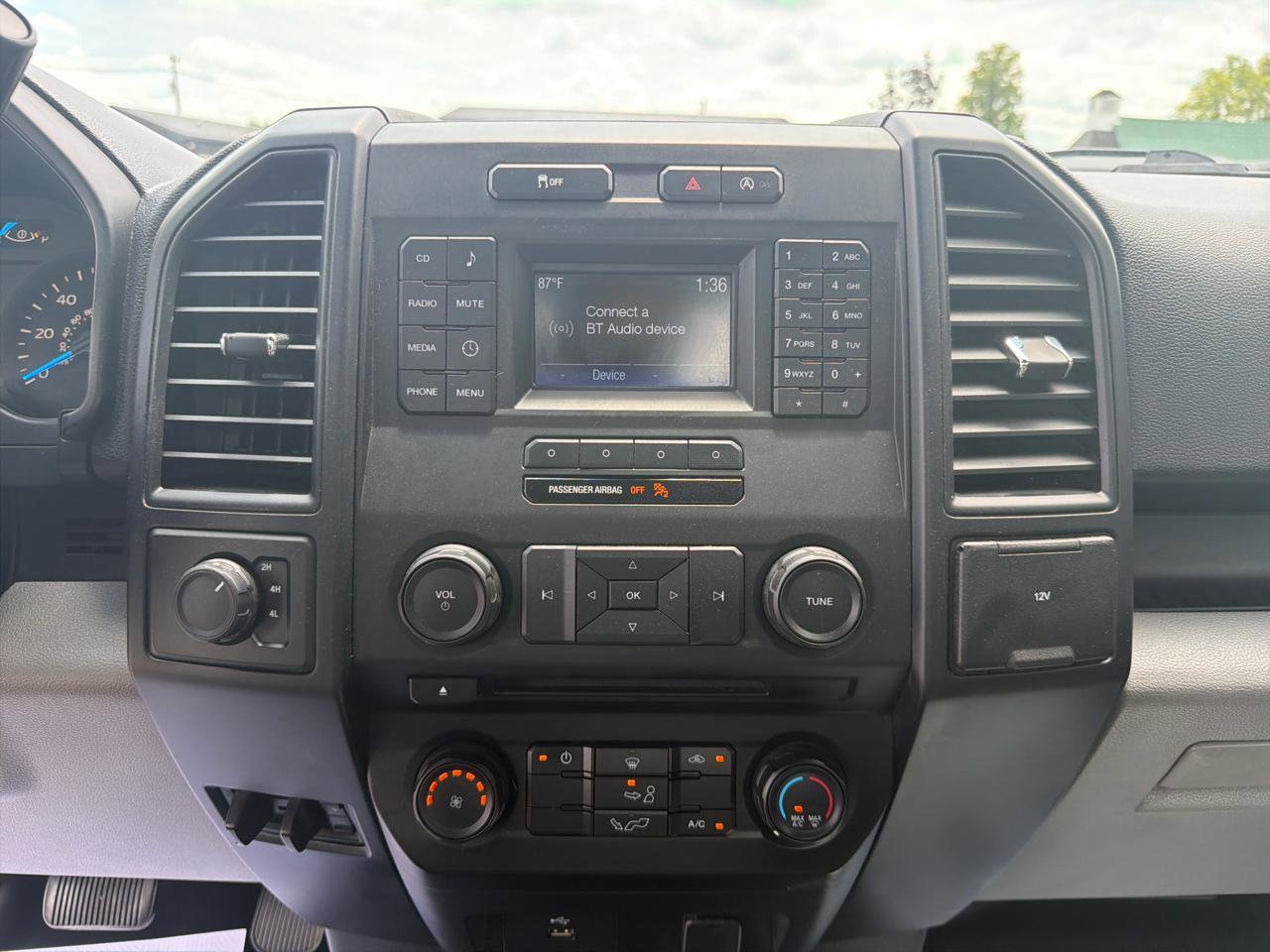 Used 2016 Ford F150 XL w/ Equipment Group 101A Mid AWD/4WD image 11