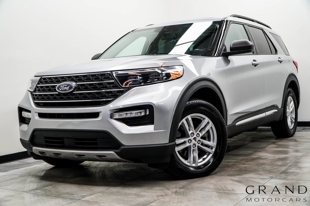 Used 2022 Ford Explorer XLT w/ Equipment Group 202A