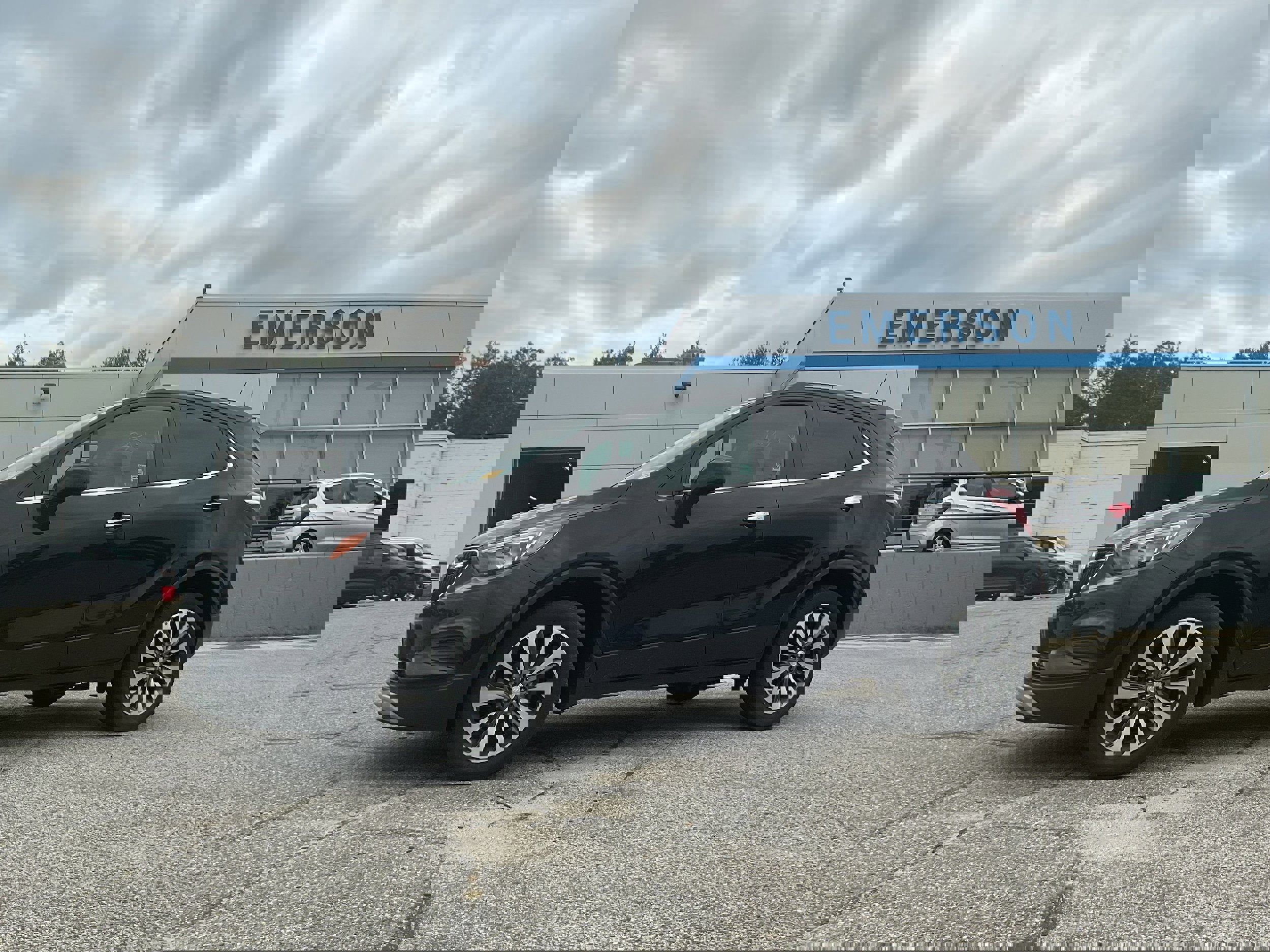 Certified 2022 Buick Encore Preferred image 1