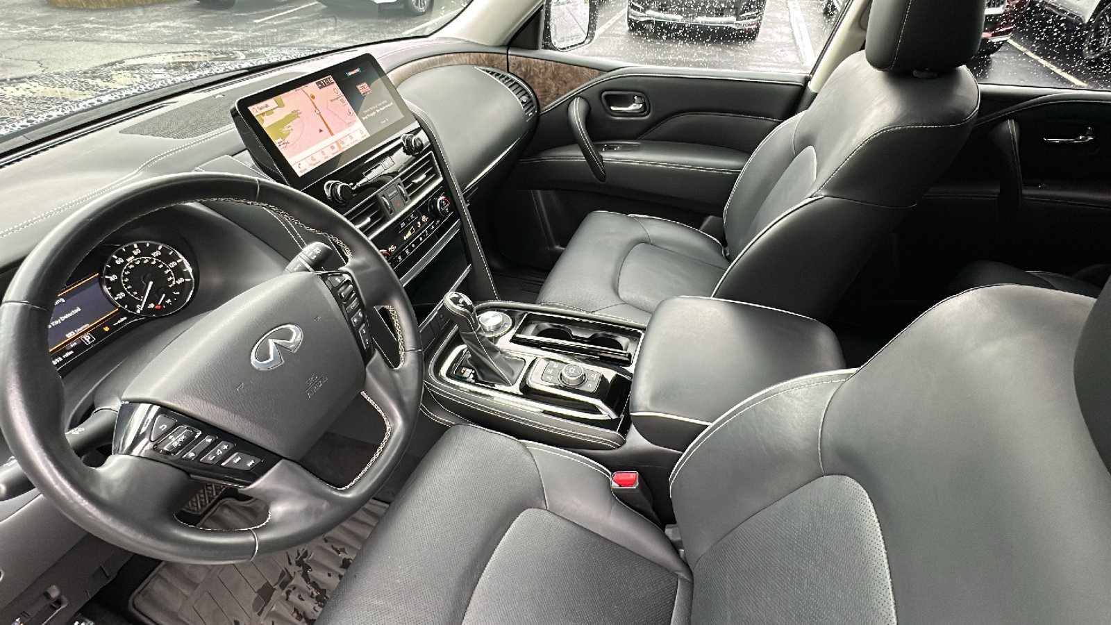 Certified 2023 INFINITI QX80 Premium Select w/ All-Season Package image 23