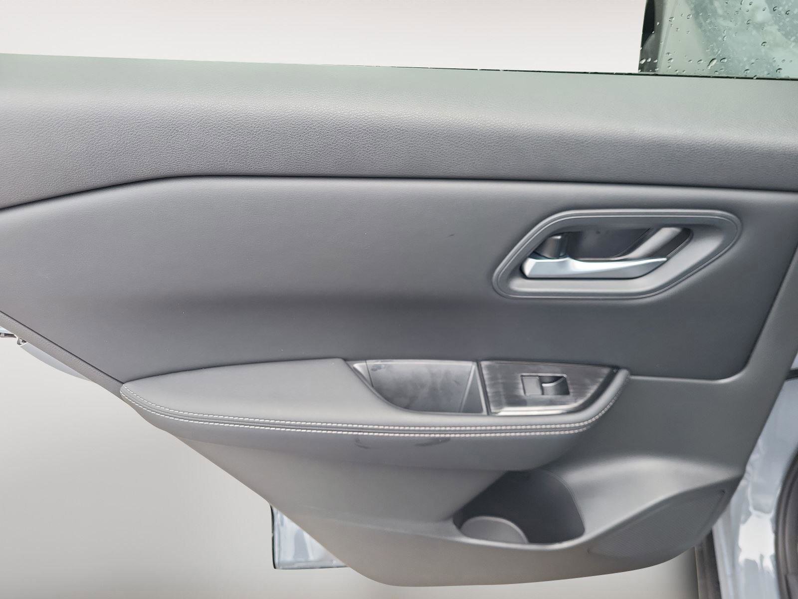 New 2026 Nissan Rogue SV w/ Cold Weather Package image 18