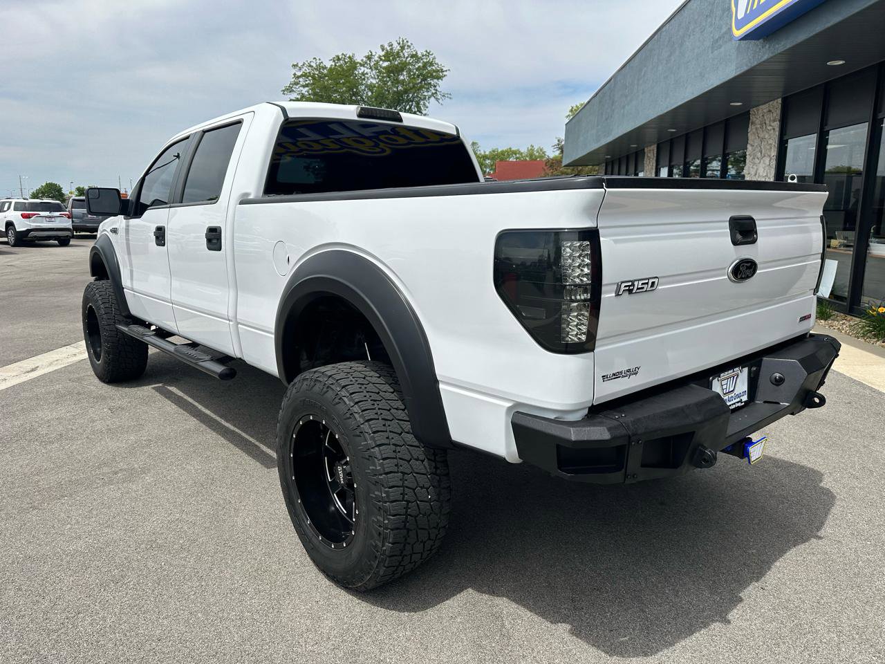 Used 2014 Ford F150 XLT AWD/4WD image 5