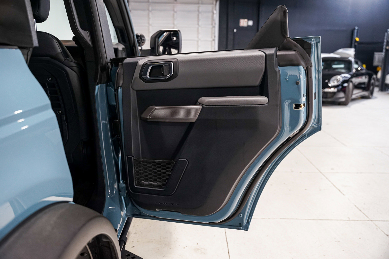 Used 2022 Ford Bronco Black Diamond image 32