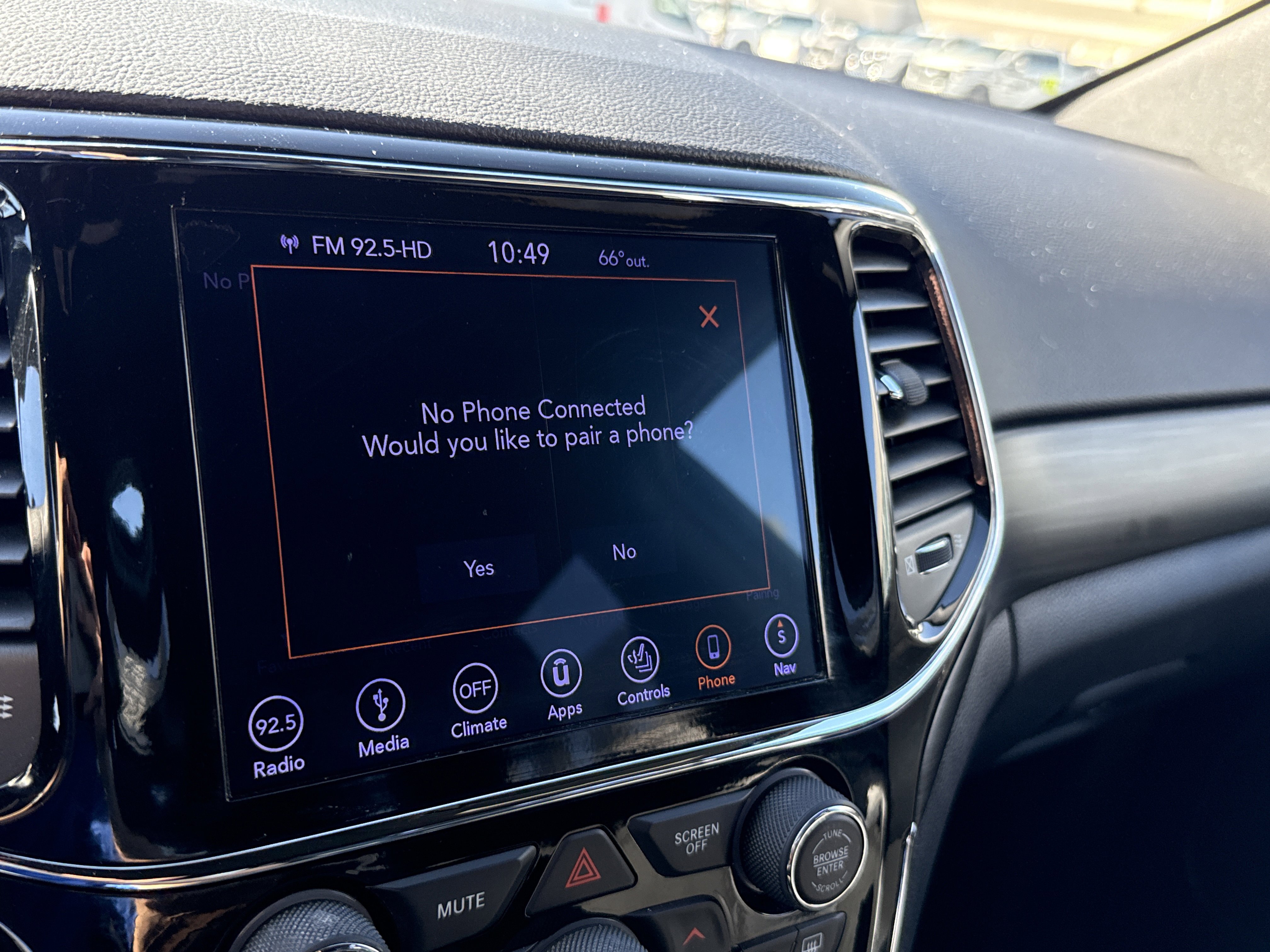 Used 2019 Jeep Grand Cherokee Altitude image 20