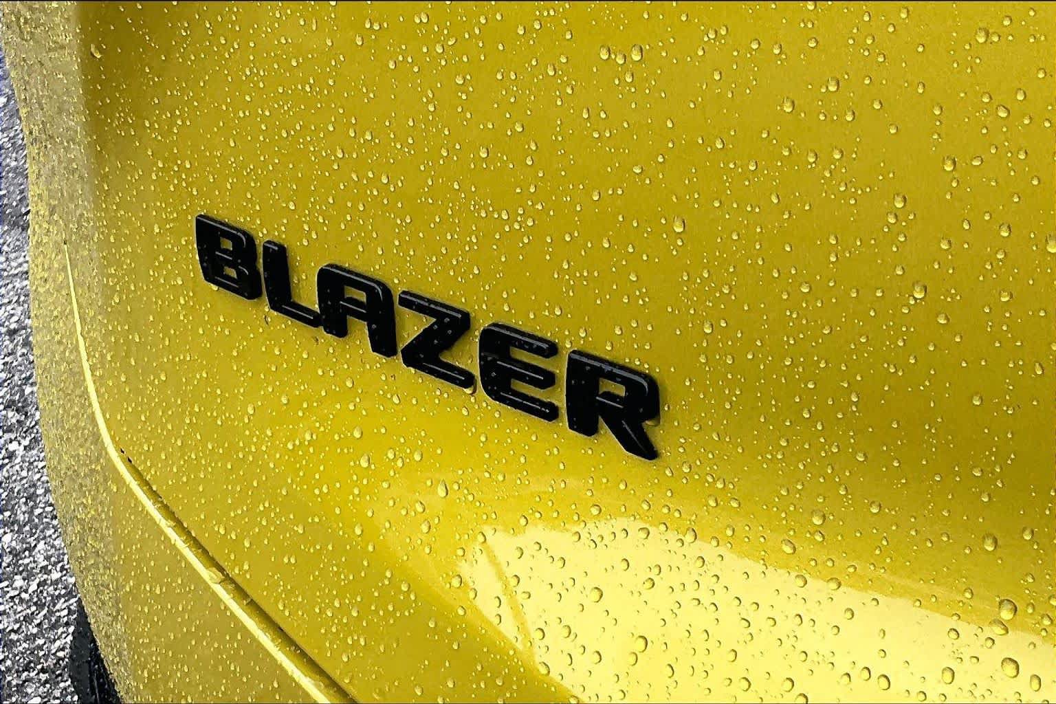 Used 2023 Chevrolet Blazer RS w/ Driver Confidence II Package FWD image 10