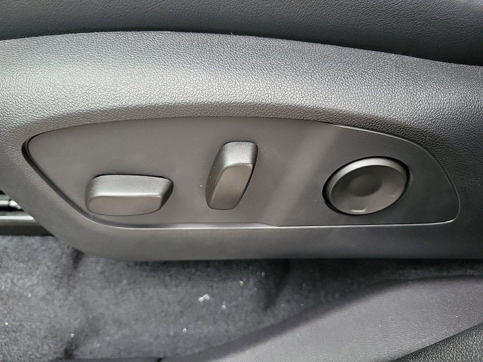 New 2026 Buick Enclave Preferred image 17