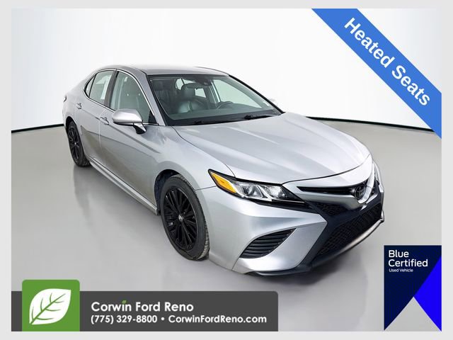 Used 2020 Toyota Camry SE image 1