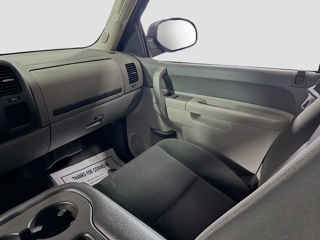 Used 2014 Chevrolet Silverado 2500 W/T image 21