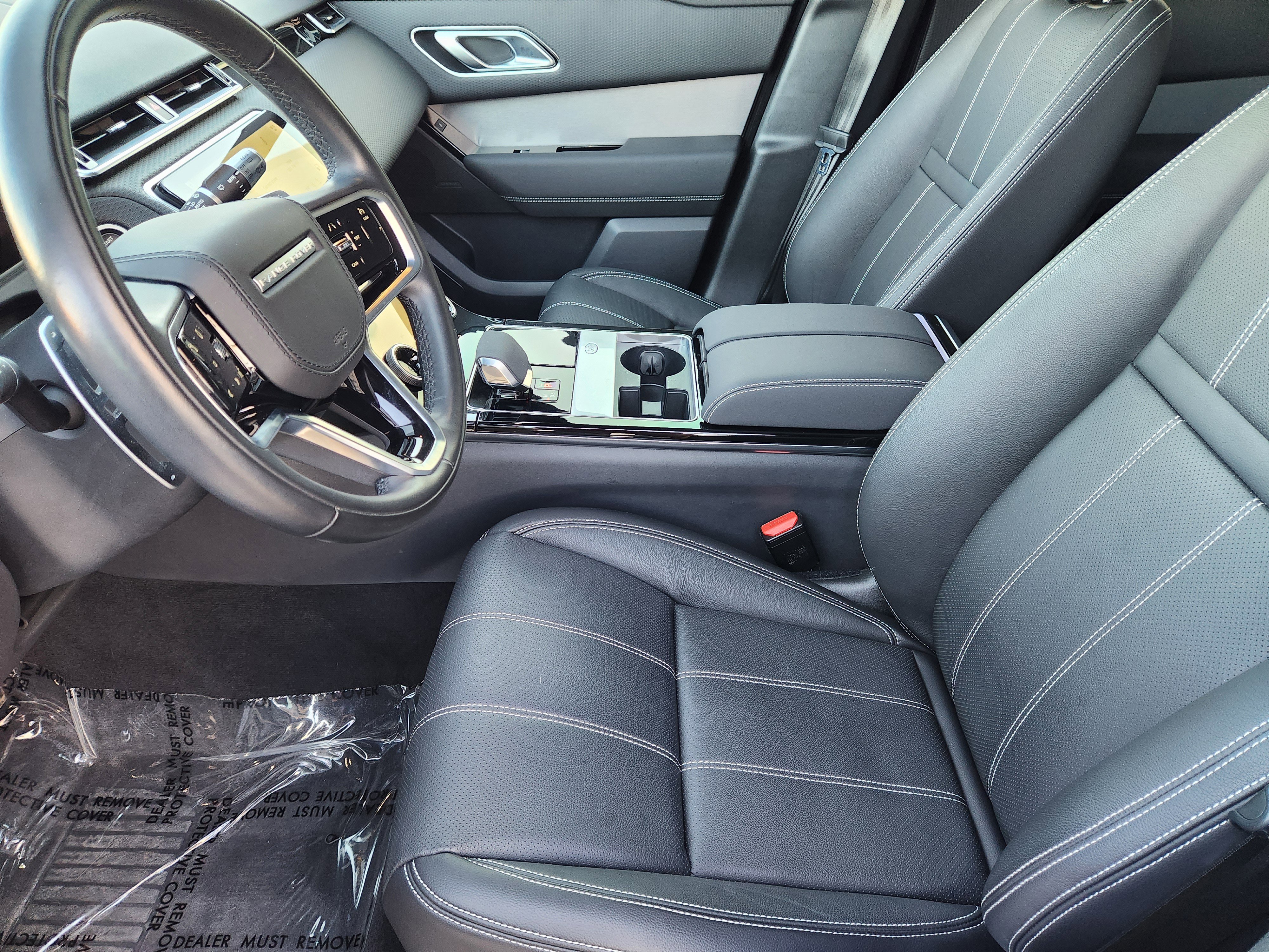 Certified 2022 Land Rover Range Rover Velar R-Dynamic S image 13