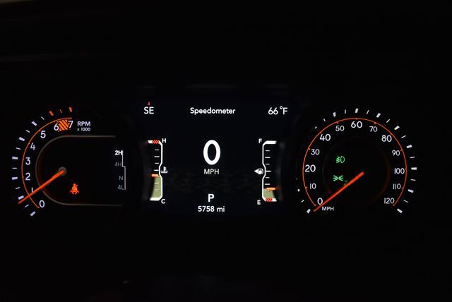 Used 2024 Jeep Wrangler Willys image 25