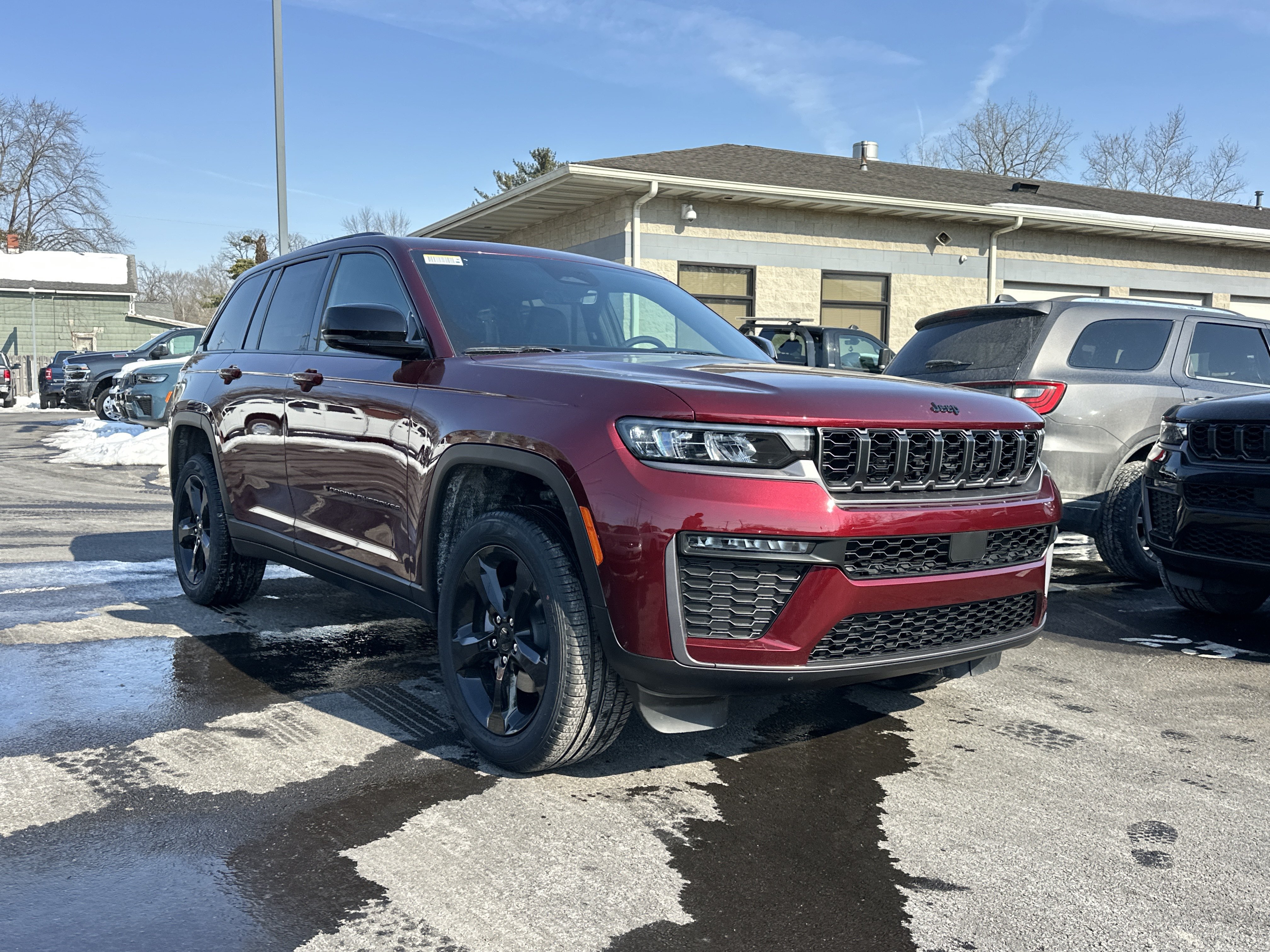 New 2026 Jeep Grand Cherokee Limited w/ Limited Altitude Package AWD/4WD image 20