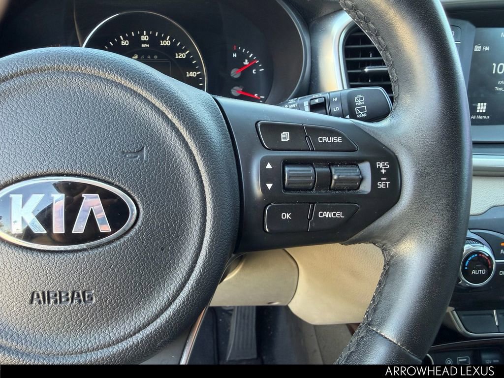 Used 2017 Kia Sorento EX image 32