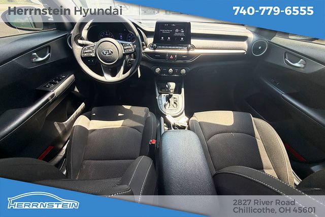 Used 2020 Kia Forte LXS FWD image 9
