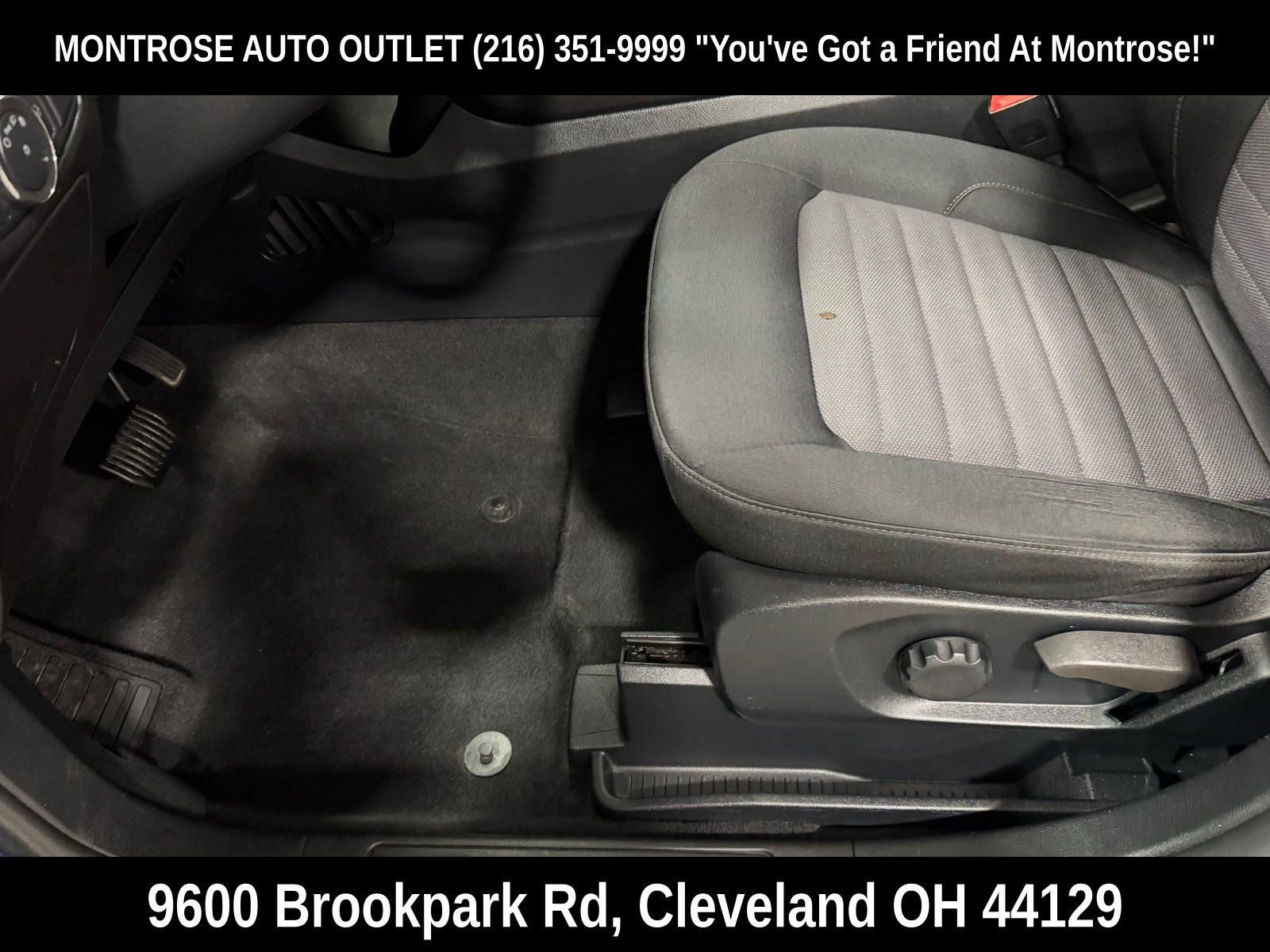 Used 2022 Ford Edge SE image 15