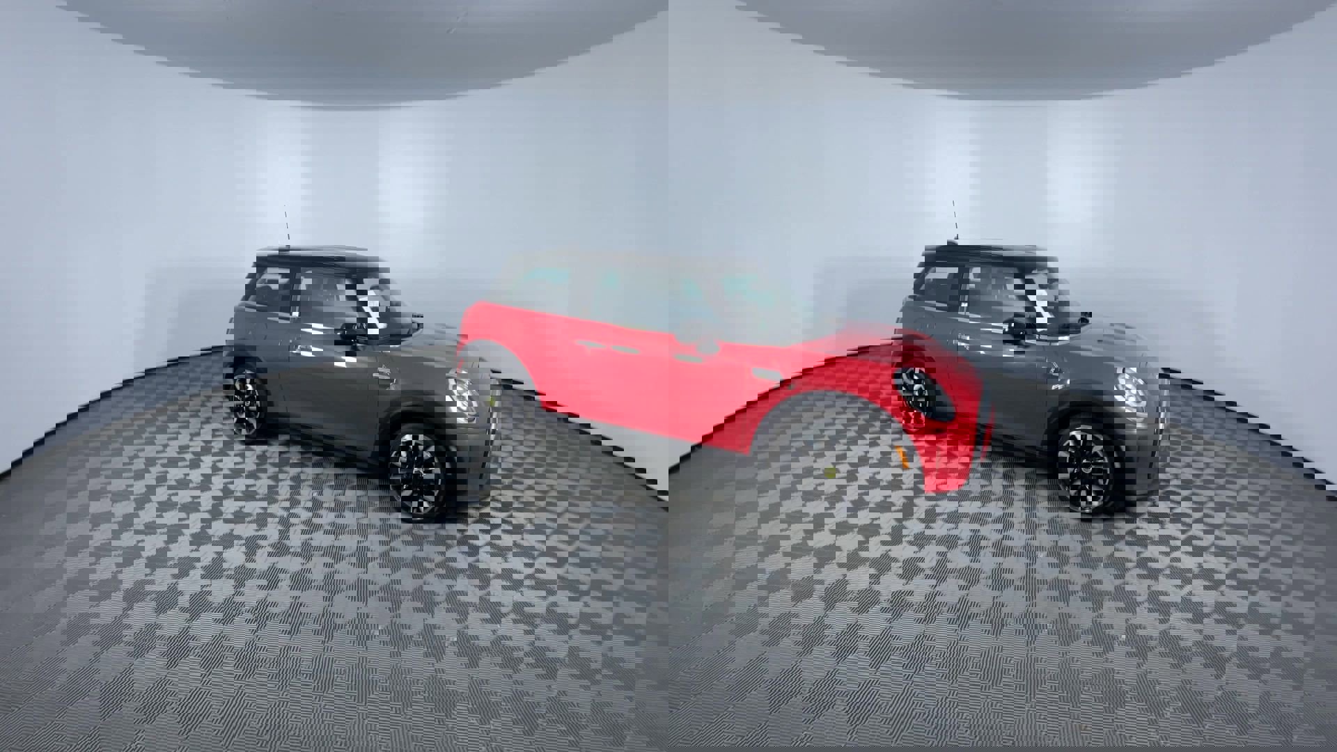 Used 2022 MINI Cooper SE image 2