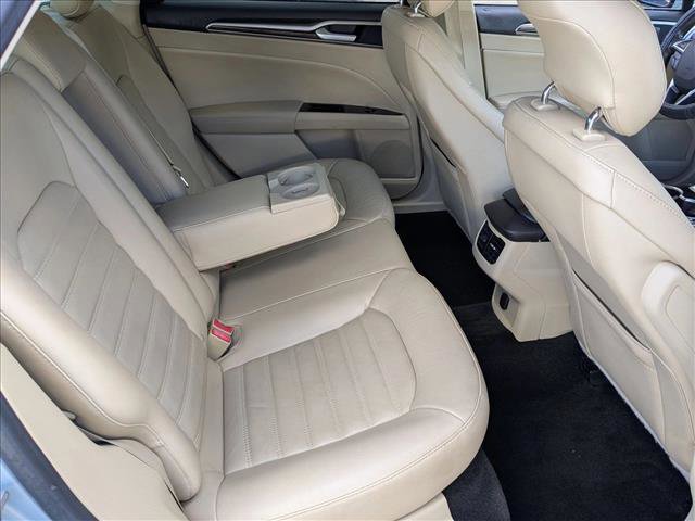 Used 2014 Ford Fusion SE w/ Equipment Group 502A image 18