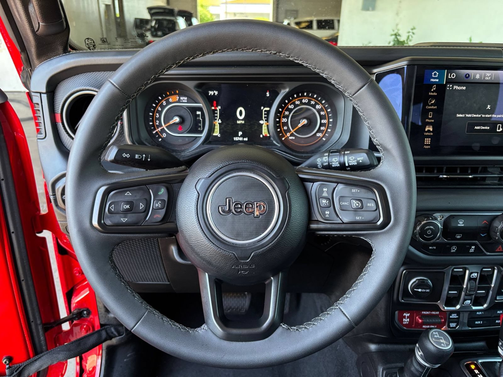 Used 2025 Jeep Wrangler Unlimited Rubicon AWD/4WD image 27