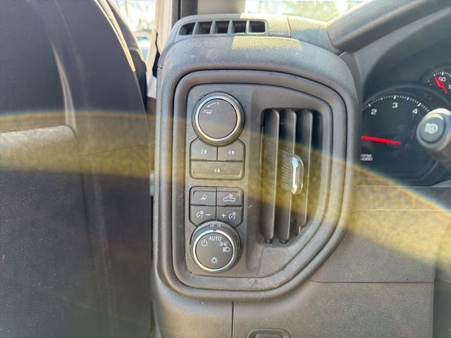 Used 2024 Chevrolet Silverado 3500 W/T image 19