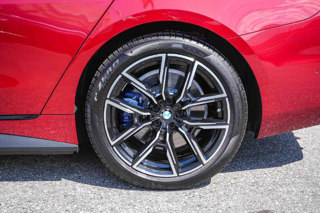 Used 2026 BMW i4 M60 AWD/4WD image 8