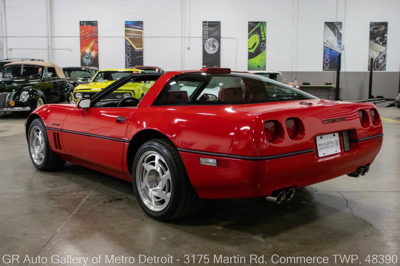 Used 1990 Chevrolet Corvette ZR-1 RWD image 5