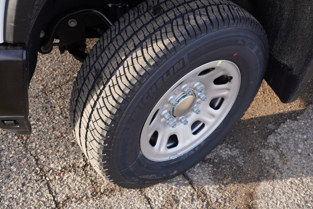 New 2026 Chevrolet Silverado 3500 W/T image 9