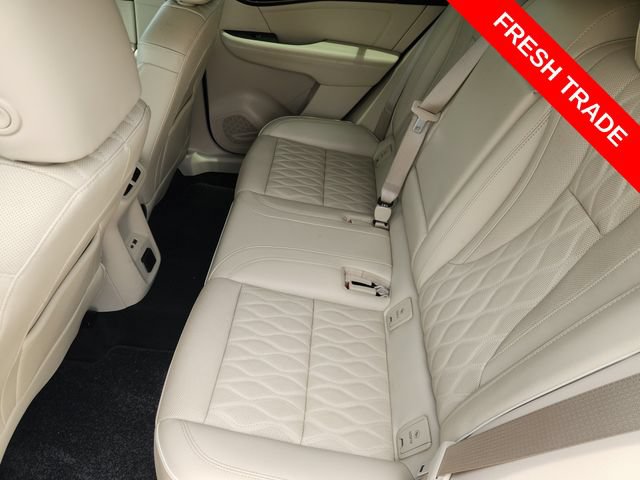 Used 2022 Buick Envision Avenir w/ Technology Package II FWD image 30