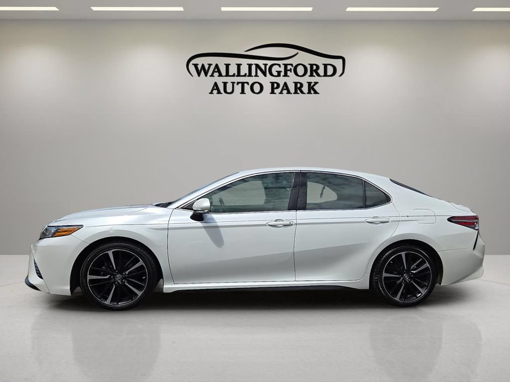 Used 2018 Toyota Camry XSE FWD image 7