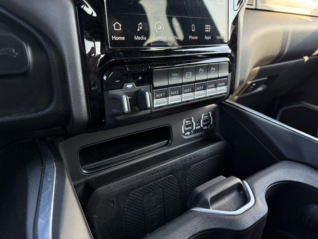 Used 2022 RAM 3500 Laramie image 19