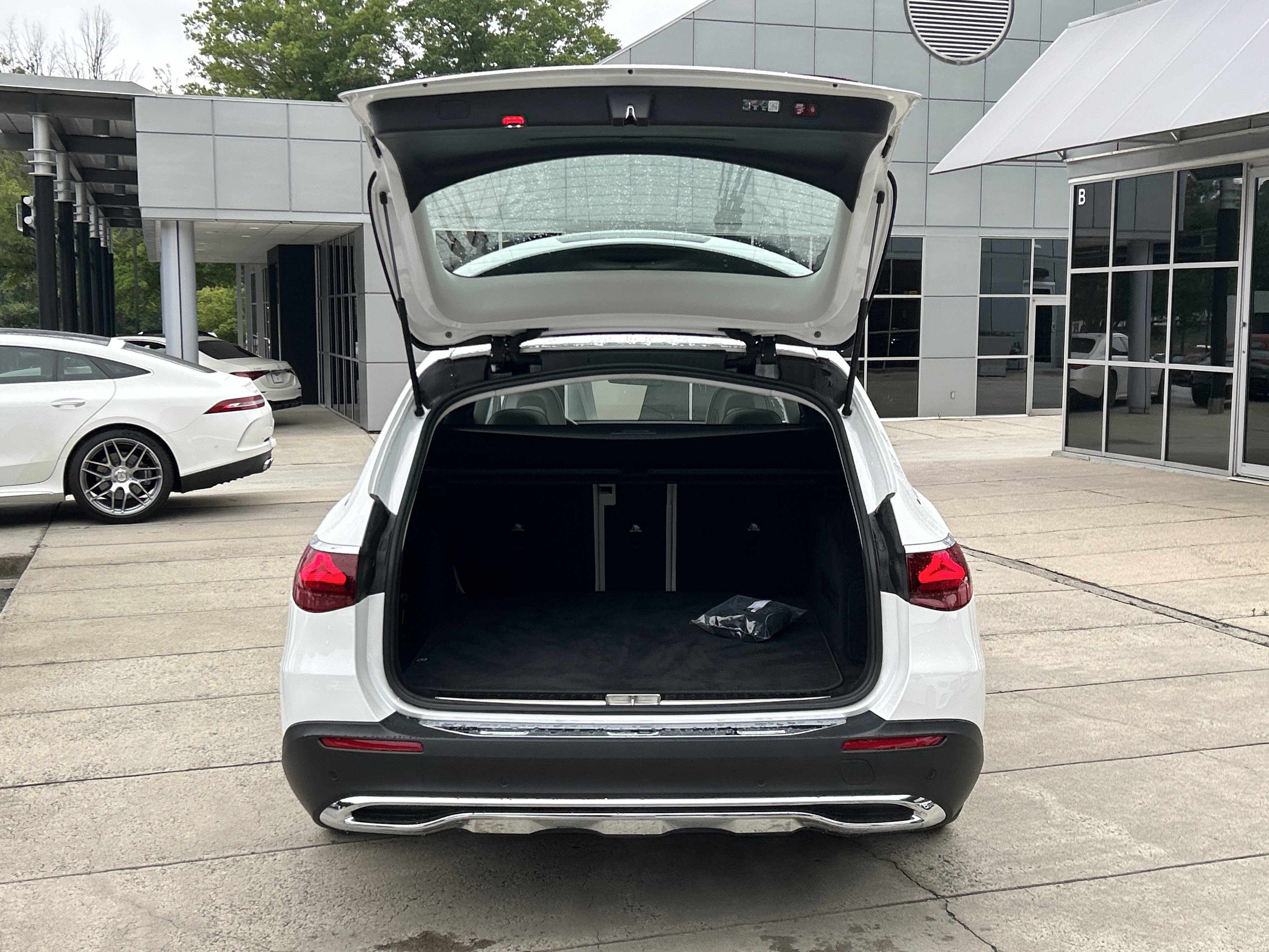 Certified 2024 Mercedes-Benz E 450 4MATIC All-Terrain Wagon image 9