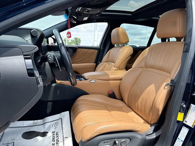Used 2022 Lexus LS 500 AWD w/ Interior Upgrade Package image 11