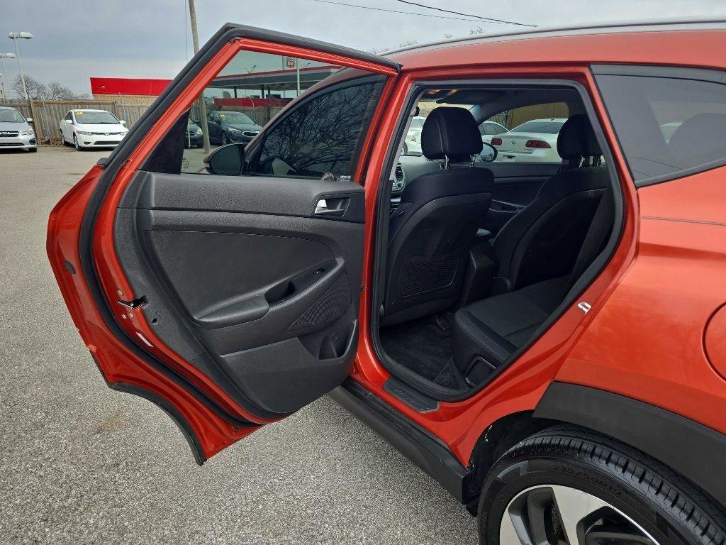 Used 2016 Hyundai Tucson Sport image 23