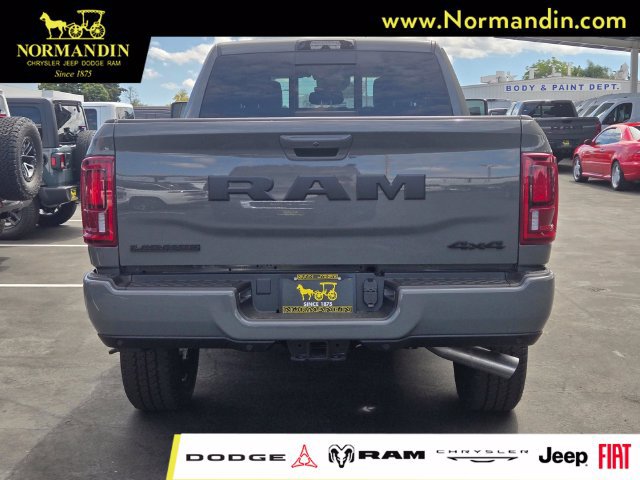 New 2026 RAM 2500 Laramie w/ Night Edition AWD/4WD image 4