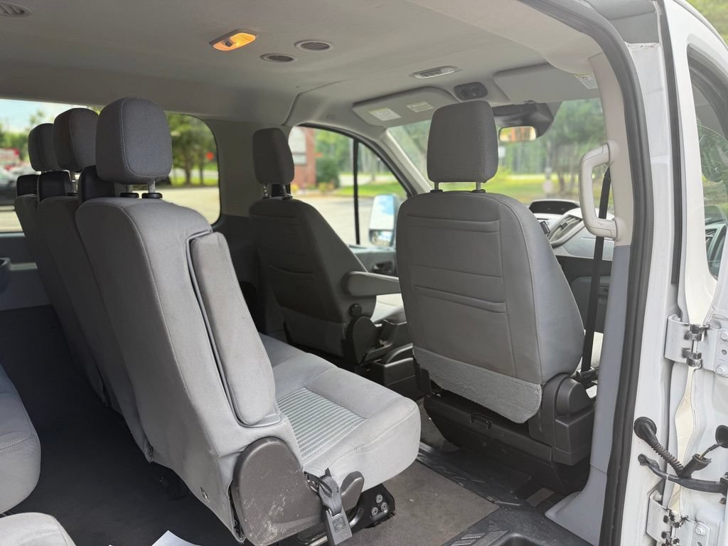 Used 2018 Ford Transit 350 XLT RWD image 18