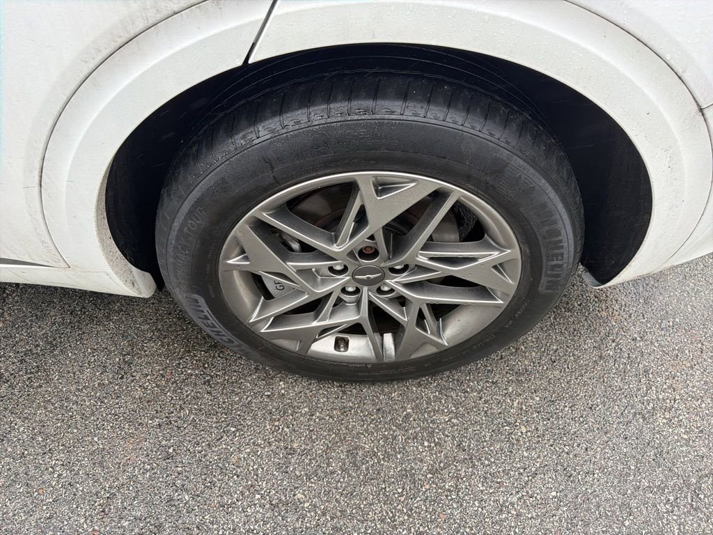 Certified 2023 Genesis GV70 2.5T w/ Advanced Package image 4