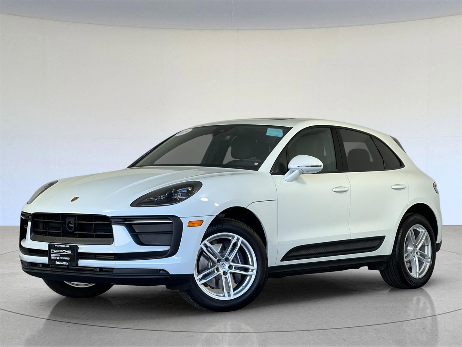 Certified 2025 Porsche Macan