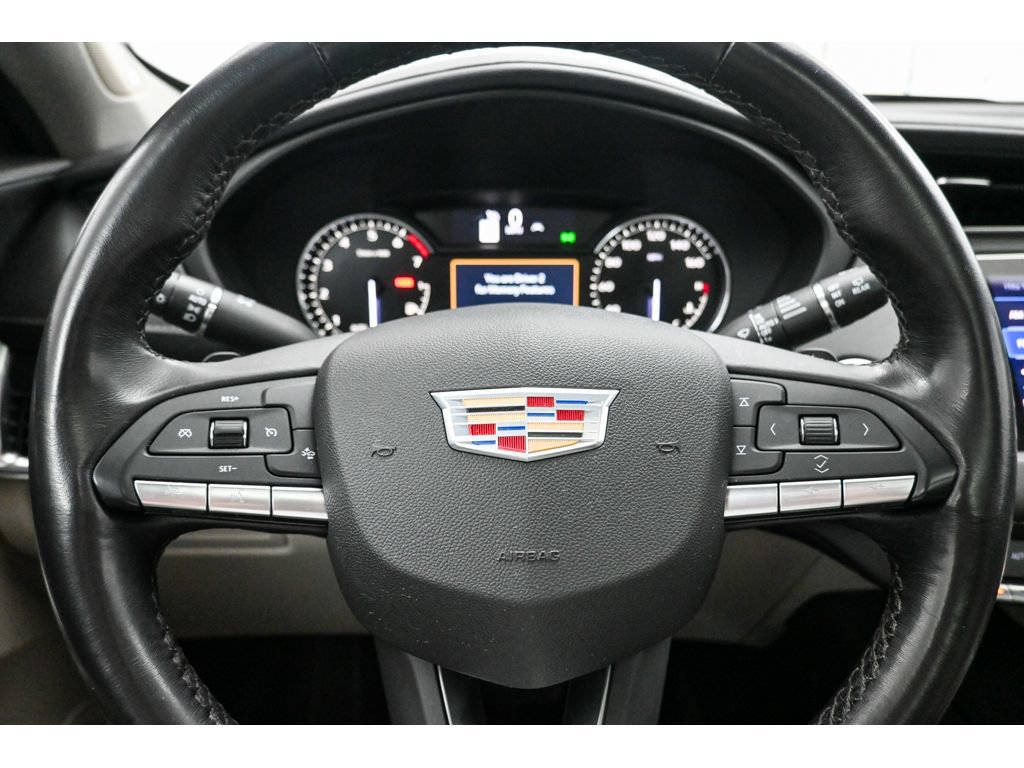 Certified 2023 Cadillac XT4 Premium Luxury AWD/4WD image 14