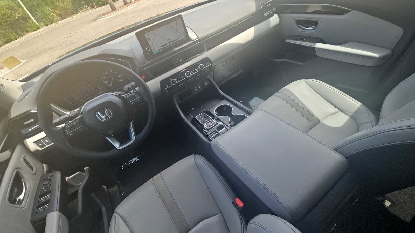 Certified 2024 Honda Pilot Touring image 23