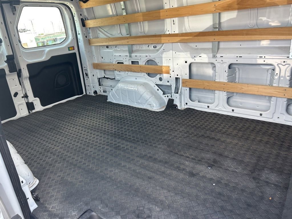 Used 2024 Ford Transit 250 Low Roof w/ Exterior Upgrade Package image 25