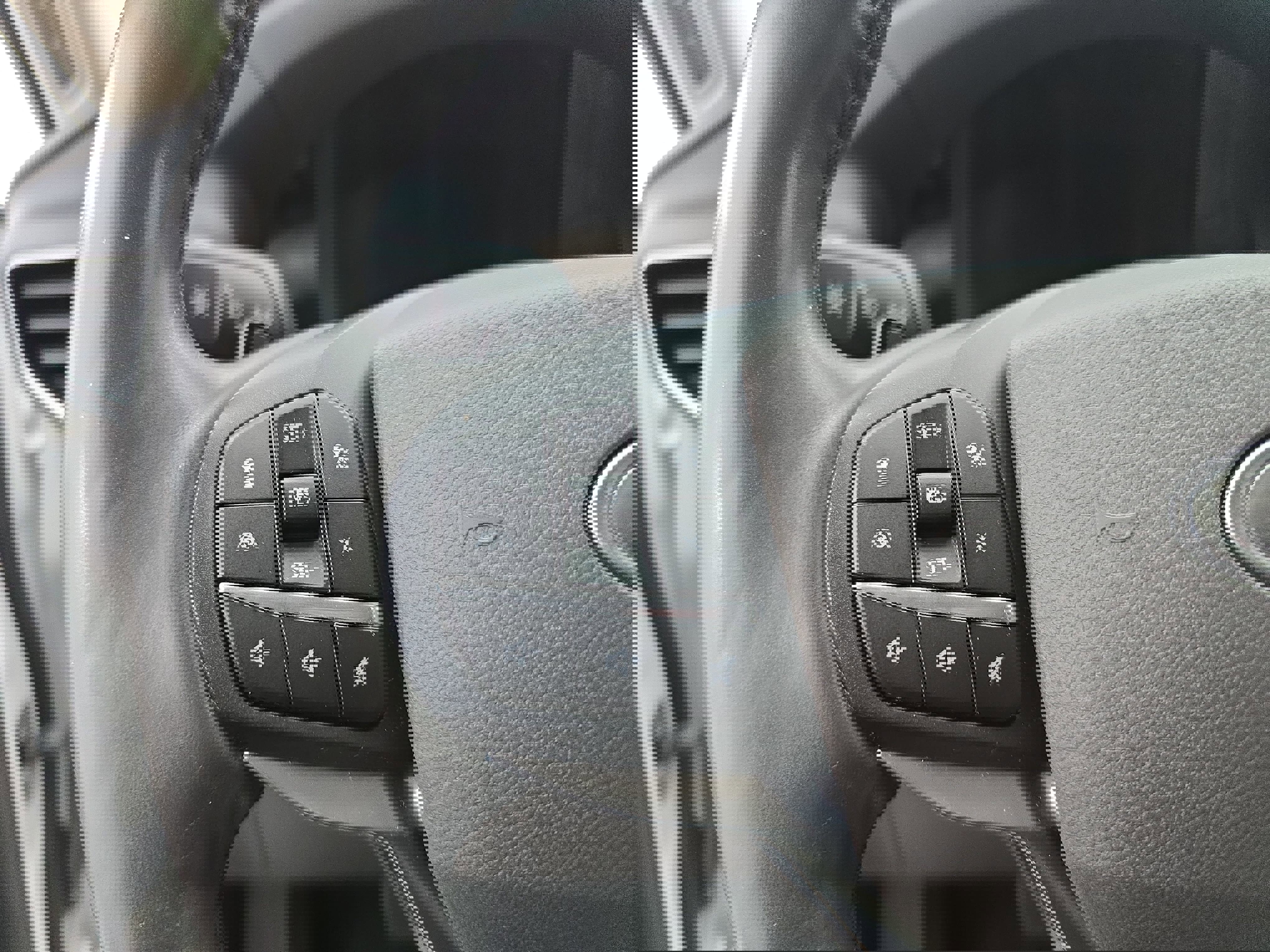 Used 2020 Ford Explorer Platinum w/ Premium Technology Package image 18