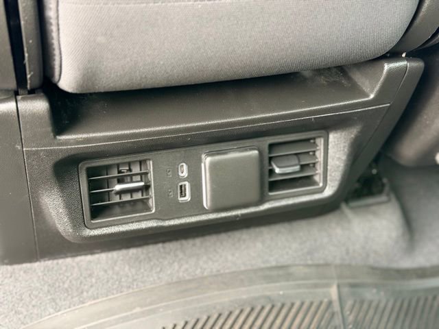 Used 2023 Chevrolet Silverado 1500 LT image 25