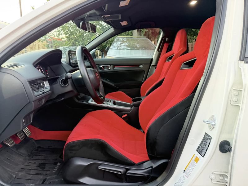 Used 2024 Honda Civic Type R image 11