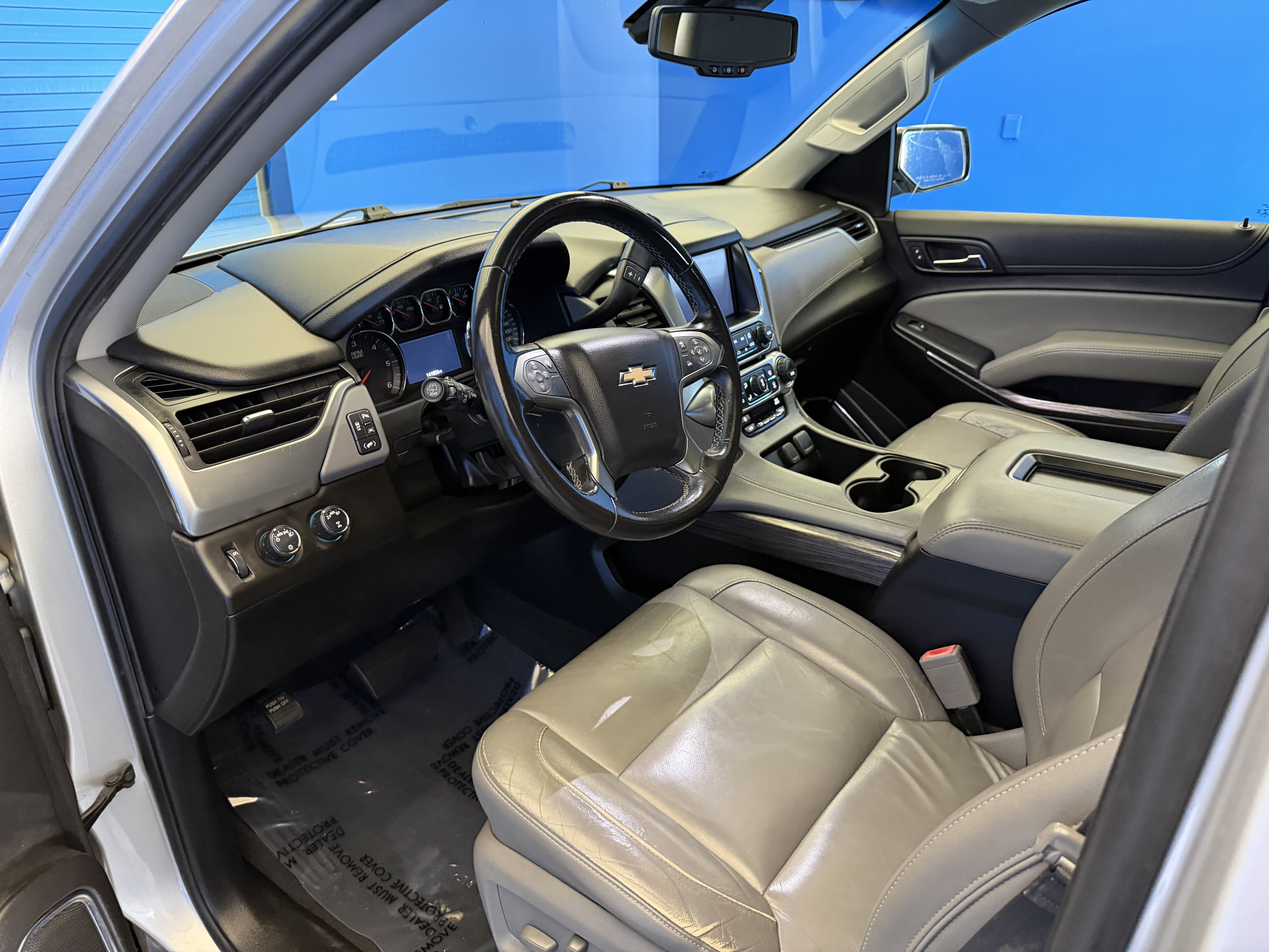 Used 2019 Chevrolet Suburban LT AWD/4WD image 12