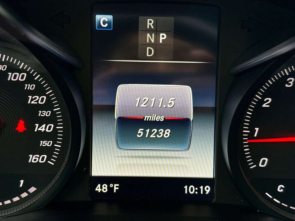 Used 2019 Mercedes-Benz GLC 300 4MATIC image 18