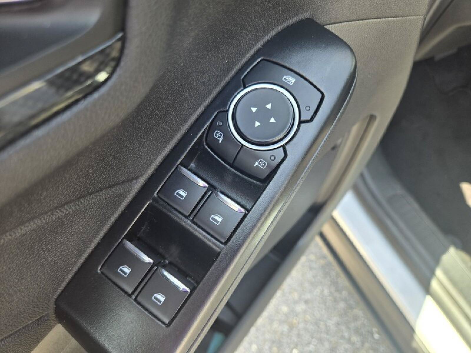 Used 2026 Ford Escape ST-Line AWD/4WD image 21