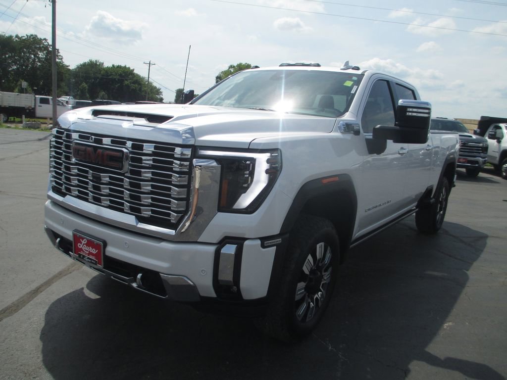 Used 2024 GMC Sierra 2500 Denali w/ Denali Reserve Package AWD/4WD image 13