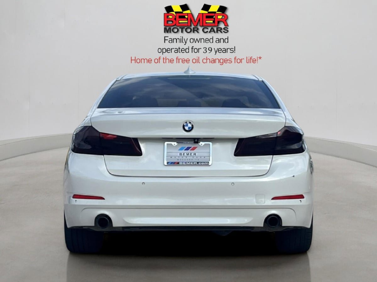 Used 2017 BMW 530i RWD image 4