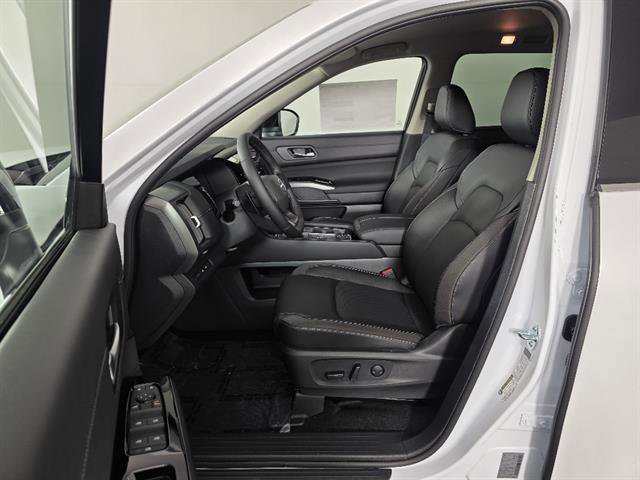 New 2026 Nissan Pathfinder SL AWD/4WD image 31