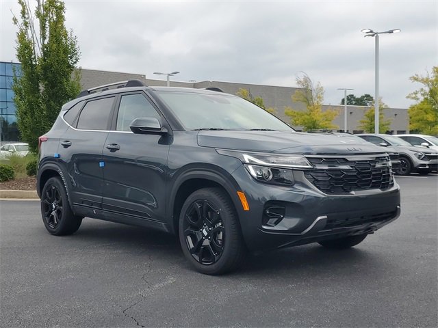 New 2025 Kia Seltos X-Line image 3