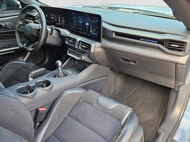 Used 2025 Ford Mustang Dark Horse RWD image 20